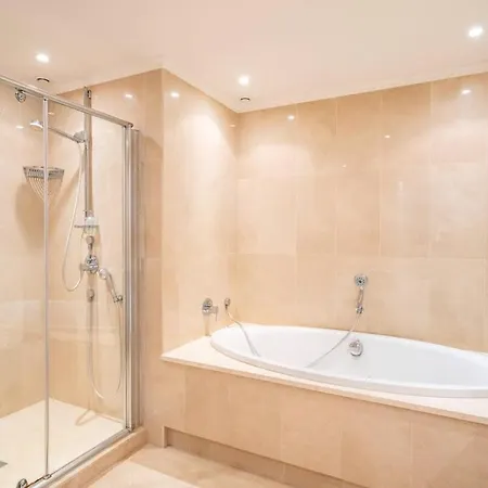 Duplex Luxueux Avec Vue アパート *